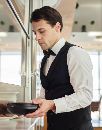 Ritesh Sutar, Founder & CEO of Krishnai Catering